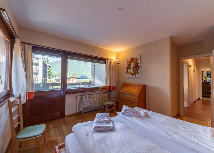 Chesa San Gian Rosen - Celerina Apartament Celerina/Schlarigna