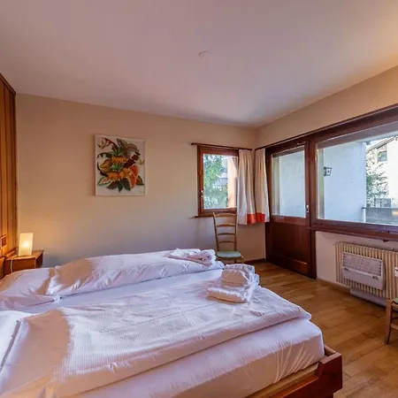 Chesa San Gian Rosen - Celerina Apartamento